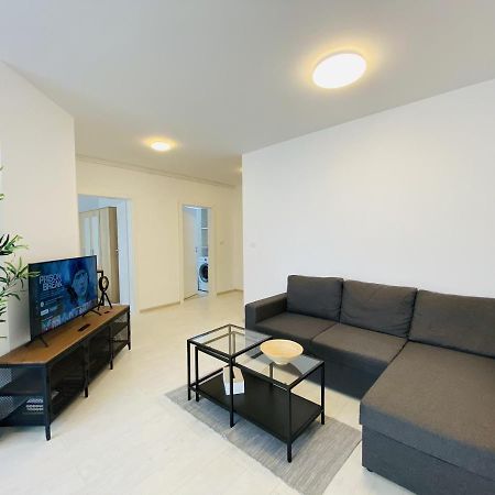Charming Flat In Brasov With Balcony Panoramic View Apartman Kültér fotó